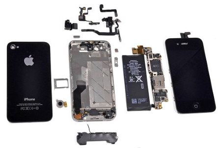 Насколько сложно ремонтировать iPhone?